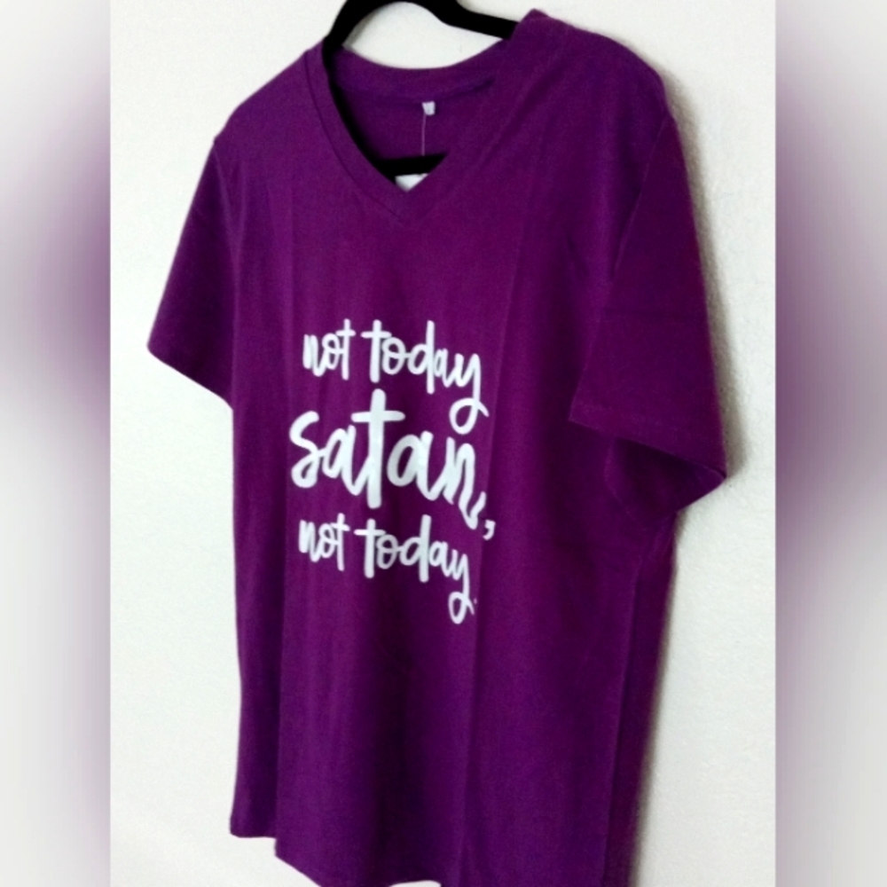 NWT!!! NOT TODAY SATAN NOT TODAY!! VERY CUTE😎 🆒 🥰!! WOMENS SIZE LARGE!!💯